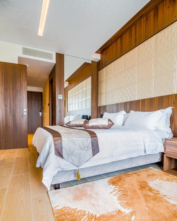 Leonardo Boutique Hotel Larnaca Exteriör bild