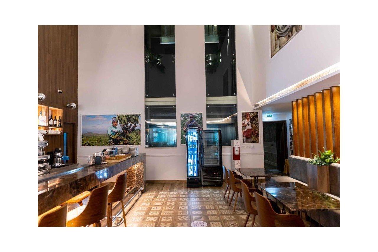 Leonardo Boutique Hotel Larnaca Exteriör bild