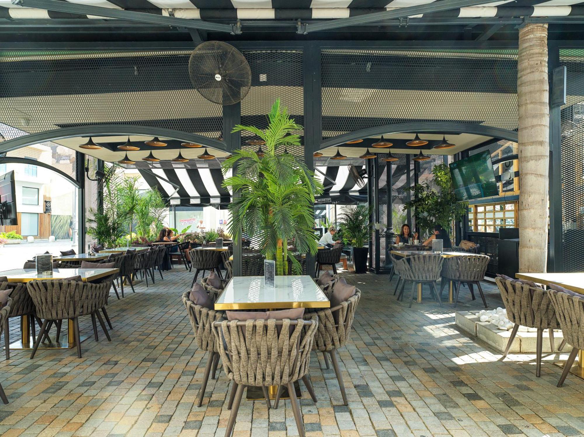 Leonardo Boutique Hotel Larnaca Exteriör bild