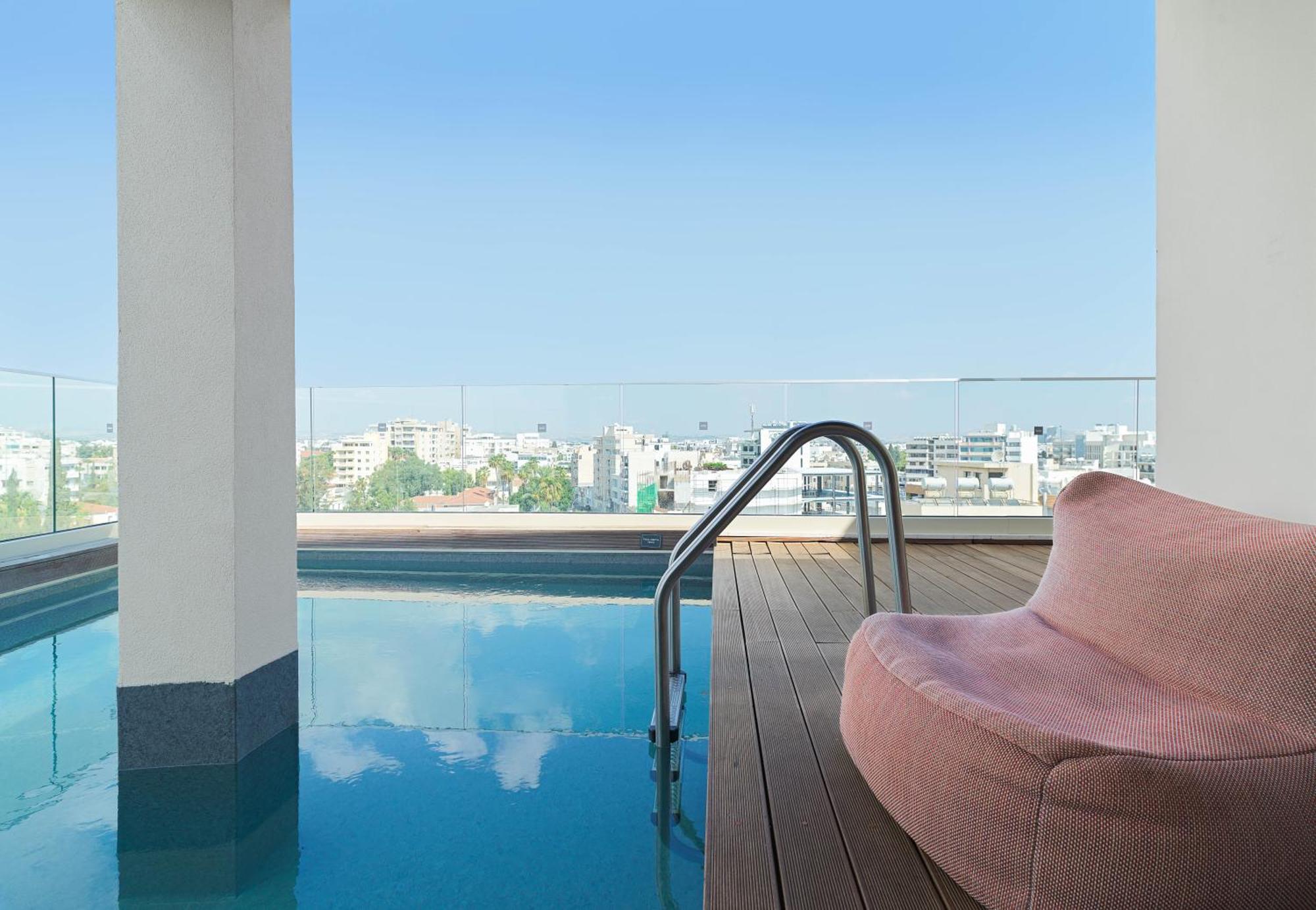 Leonardo Boutique Hotel Larnaca Exteriör bild