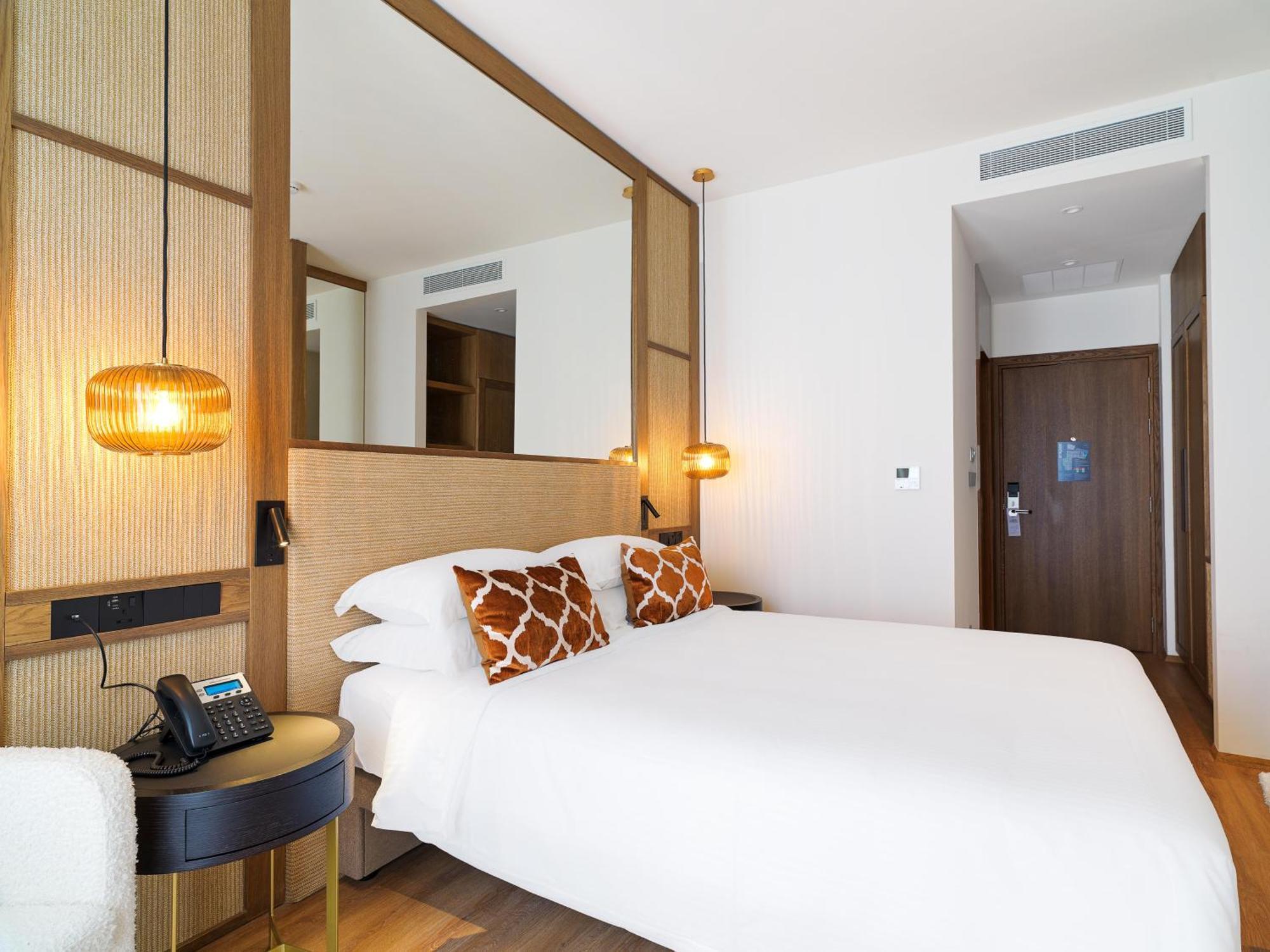 Leonardo Boutique Hotel Larnaca Rum bild